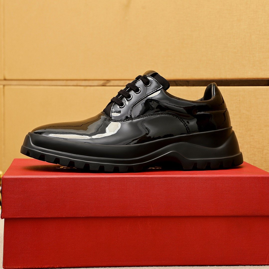 Ferragamo Black Patent Leather Lace-Up Shoes
